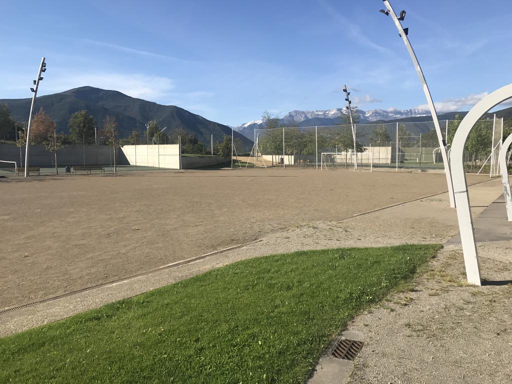 Golf Y Nieve Lejlighed Sabiñánigo Eksteriør billede